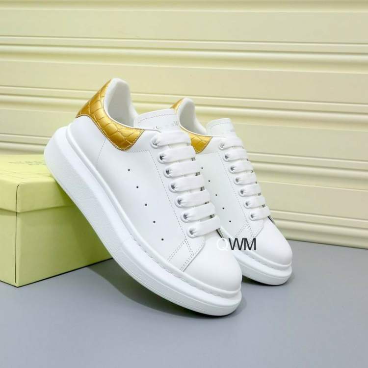 Picture of Alexander McQueen Shoes _SKUAlexanderMcQueensz34-463CWM0435327